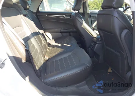 2015 Ford Fusion Se z USA, uszkodzony, nr VIN 3FA6P0HD9FR168831